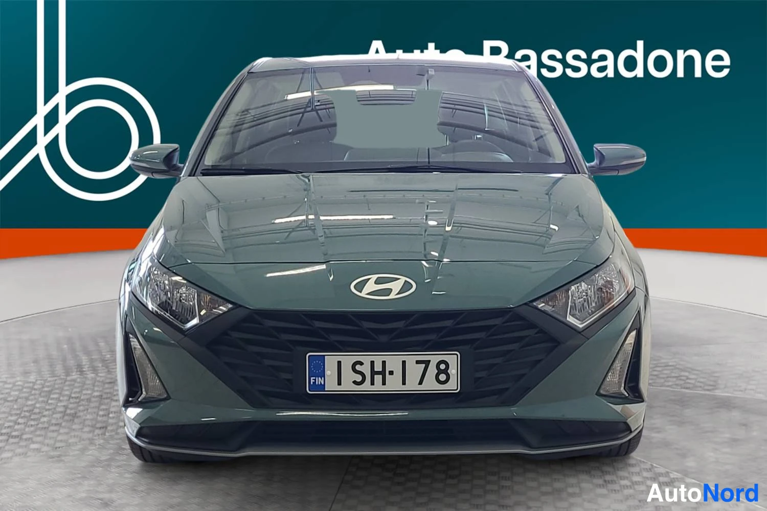 Harmaa Hyundai I20 2025, edestä, kuva 3