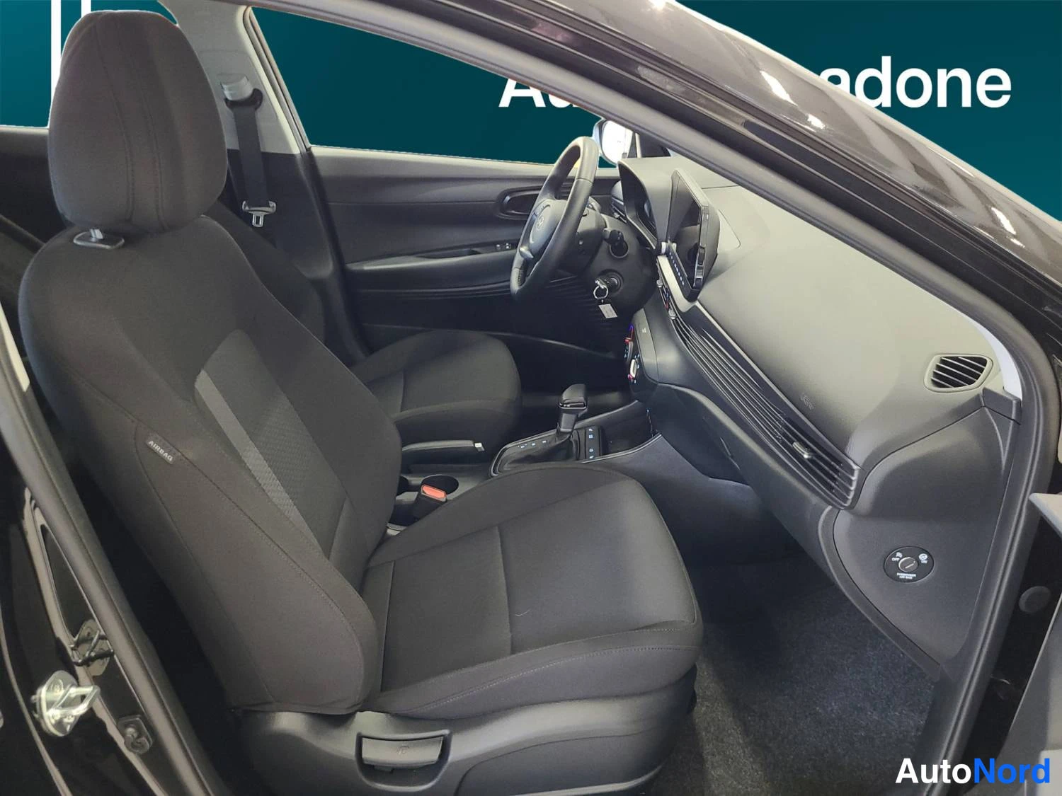 Musta Hyundai I20 2025, kuva 28