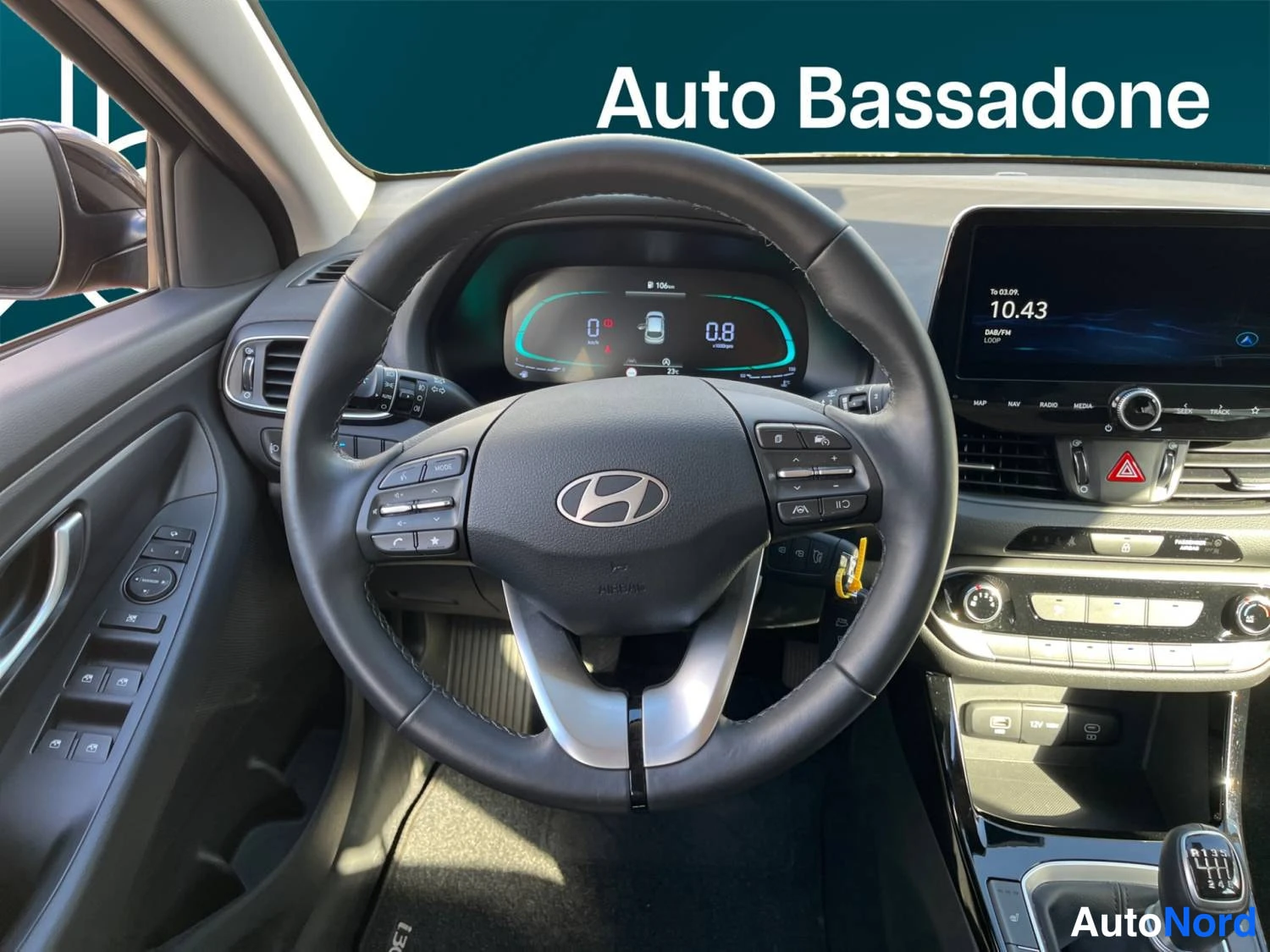 Musta Hyundai I30 2025, kuva 12