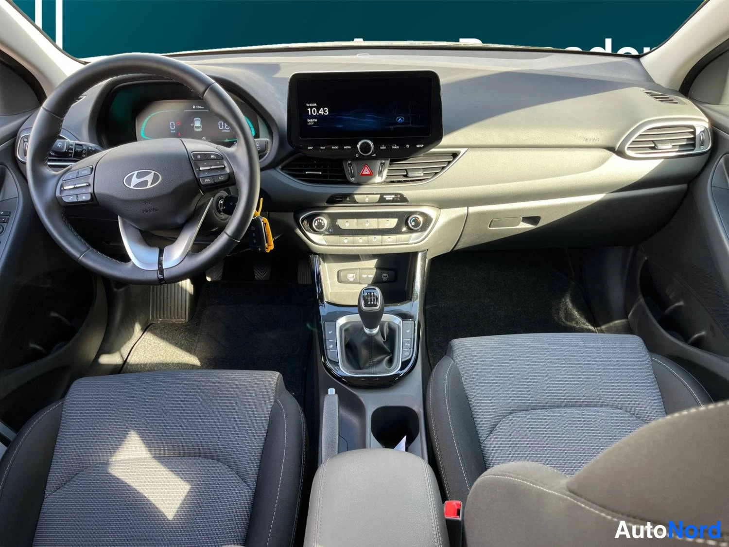 Musta Hyundai I30 2025, kuva 10