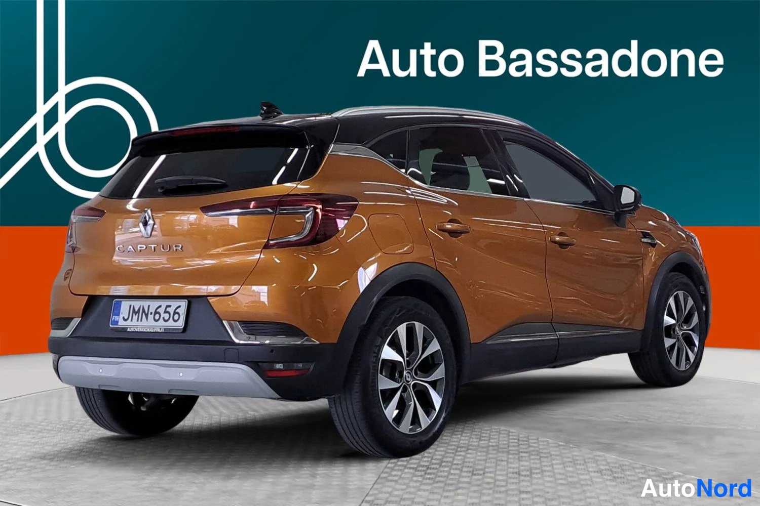 Oranssi Renault Captur 2022, takaviisto, kuva 6