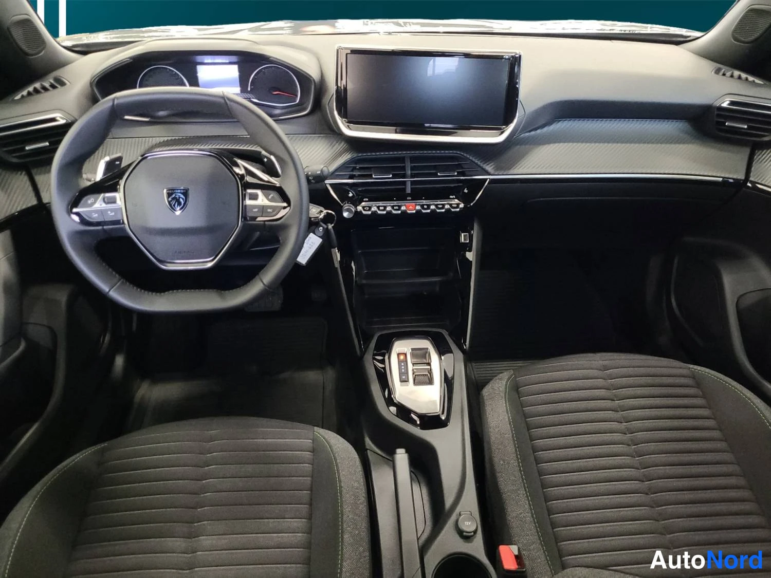 Harmaa Peugeot 2008 2024, kuva 10