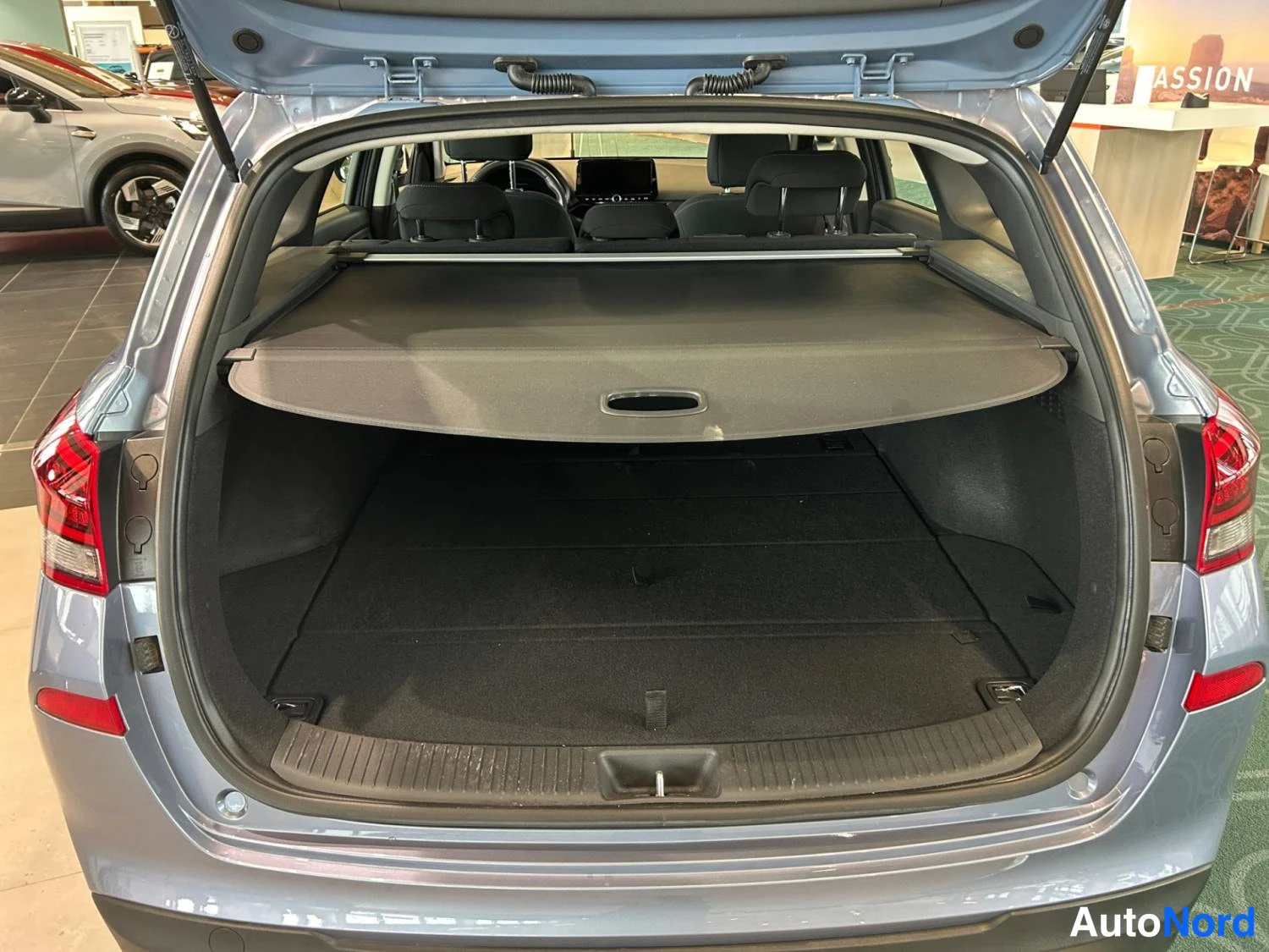 Sininen Hyundai I30 2025, takaa, kuva 10