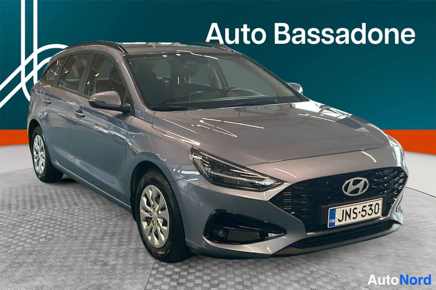 Sininen Hyundai I30 2025, etuviisto, keula oikealle, kuva 4