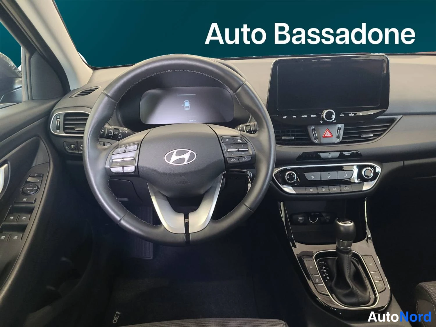 Harmaa Hyundai I30 2025, kuva 23
