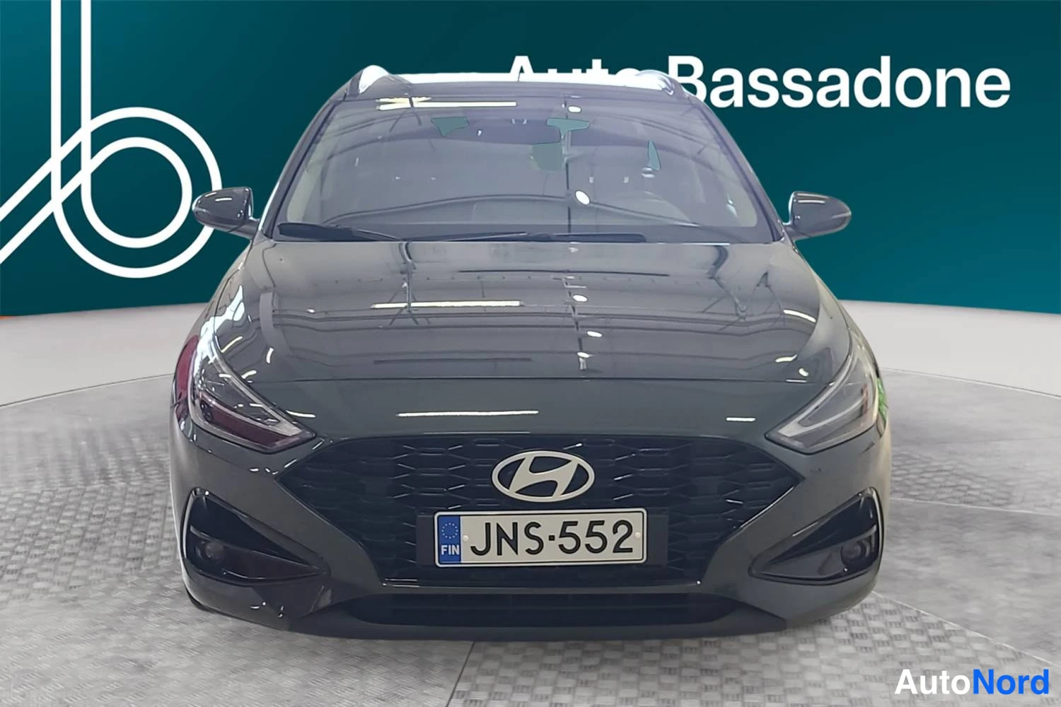 Harmaa Hyundai I30 2025, edestä, kuva 3