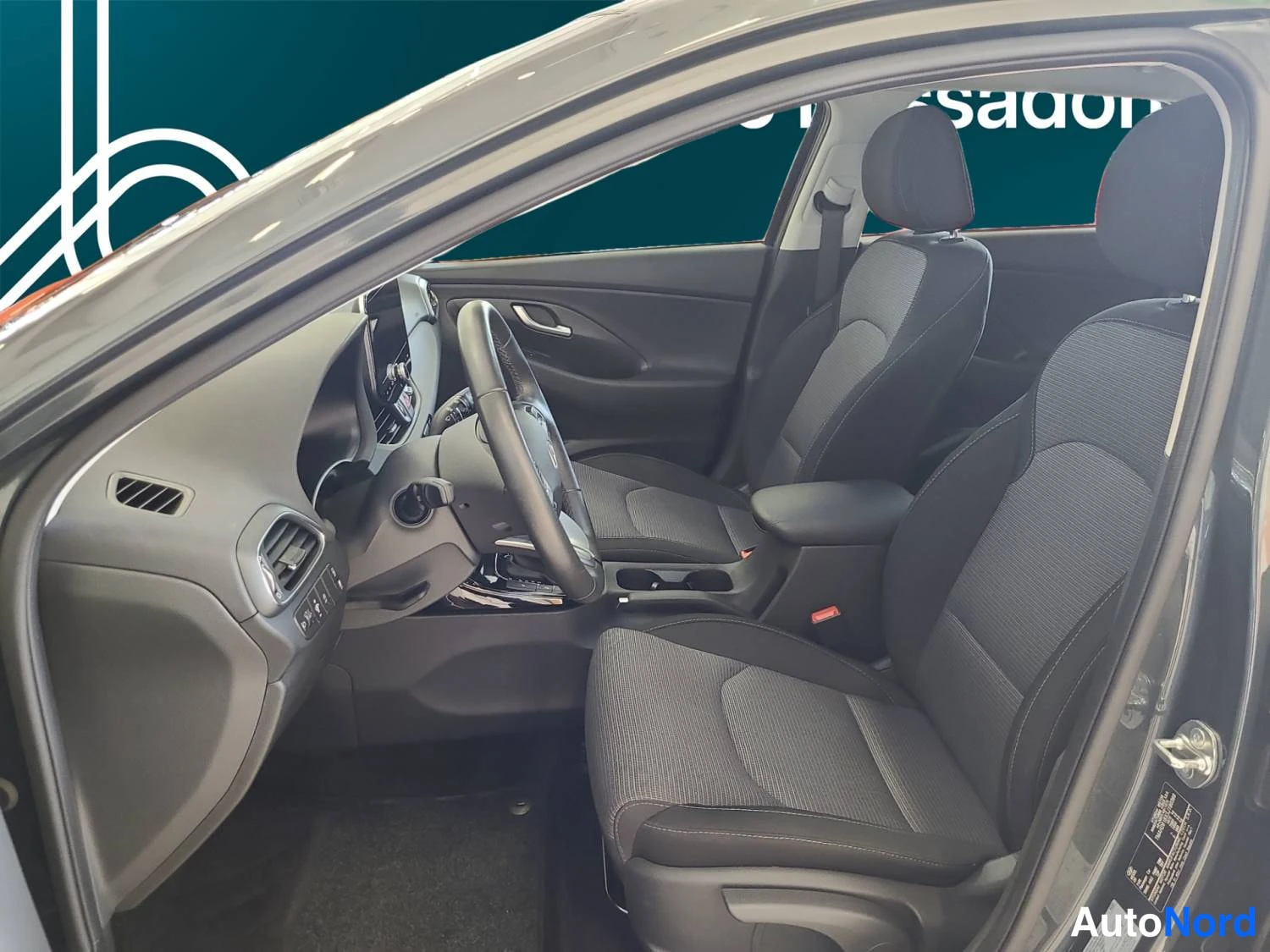 Harmaa Hyundai I30 2025, kuva 9