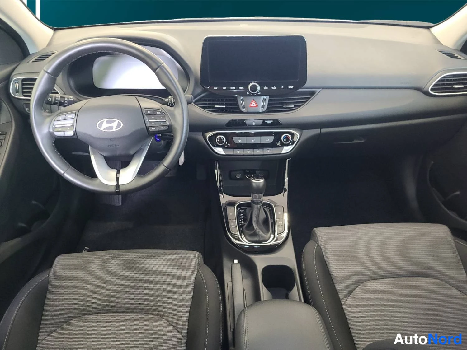 Harmaa Hyundai I30 2025, kuva 10