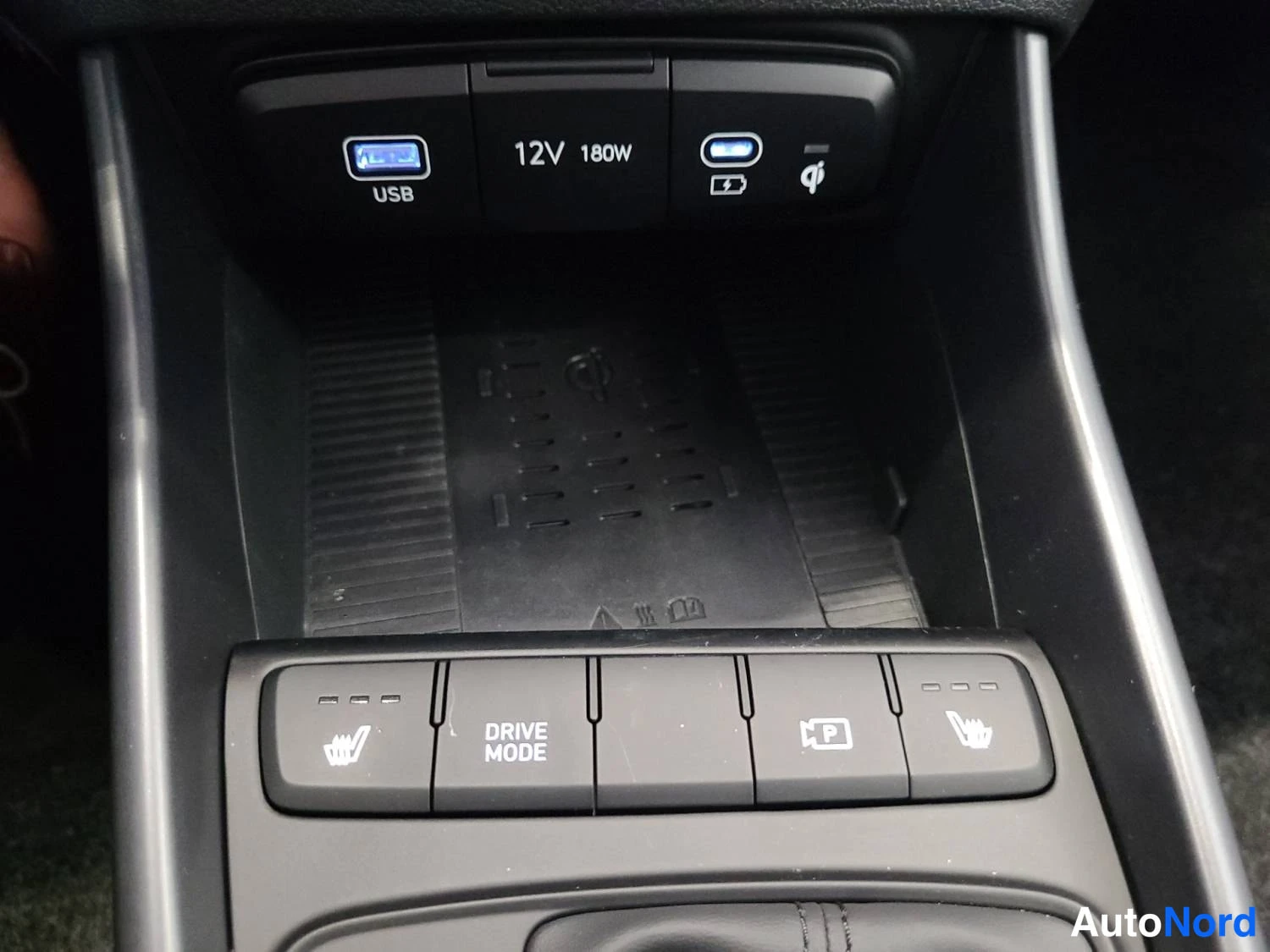 Vihreä Hyundai I20 2025, kuva 21