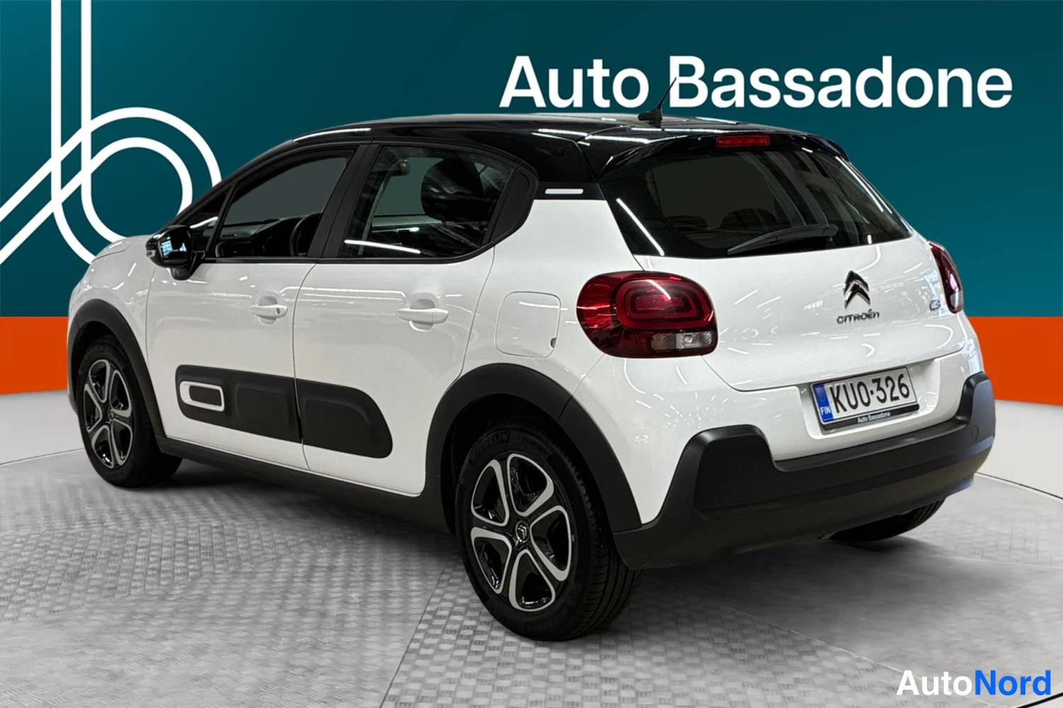 Valkoinen Citroen C3 2022, takaviisto, kuva 6
