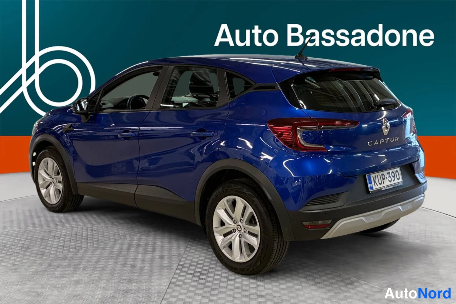 Sininen Renault Captur 2023, takaviisto, kuva 6