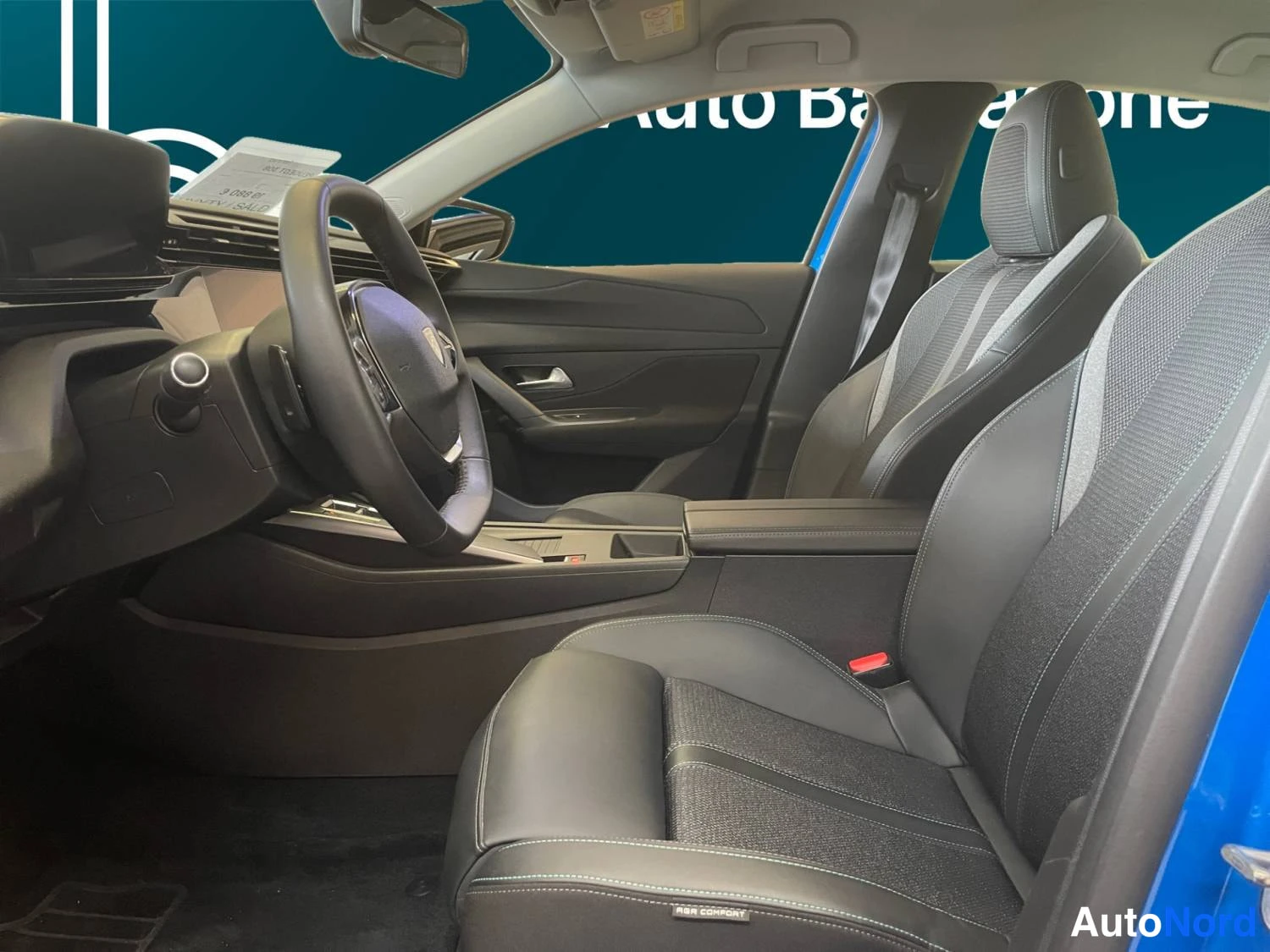 Sininen Peugeot 308 2022, kuva 11