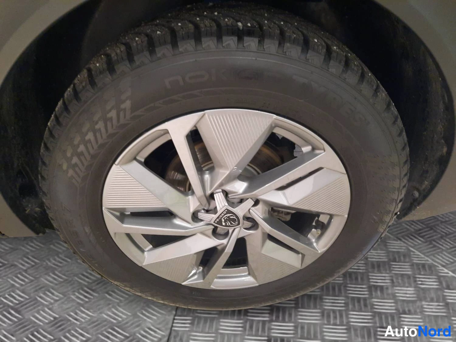 Sininen Peugeot 408 2024, kuva 15