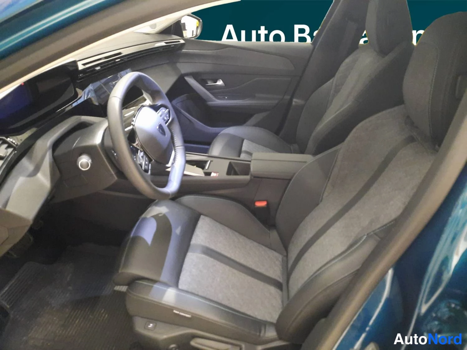 Sininen Peugeot 408 2024, kuva 10
