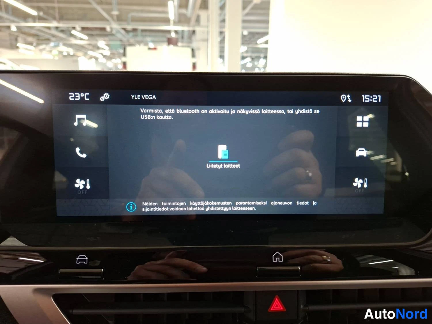 Valkoinen Citroen C4 2024, kuva 27