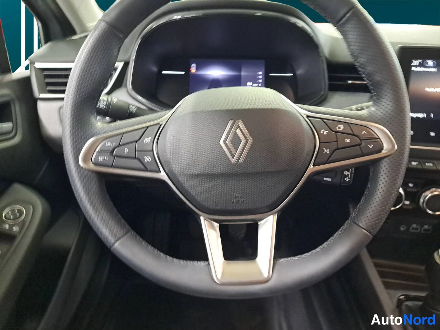Harmaa Renault Clio 2025, kuva 13