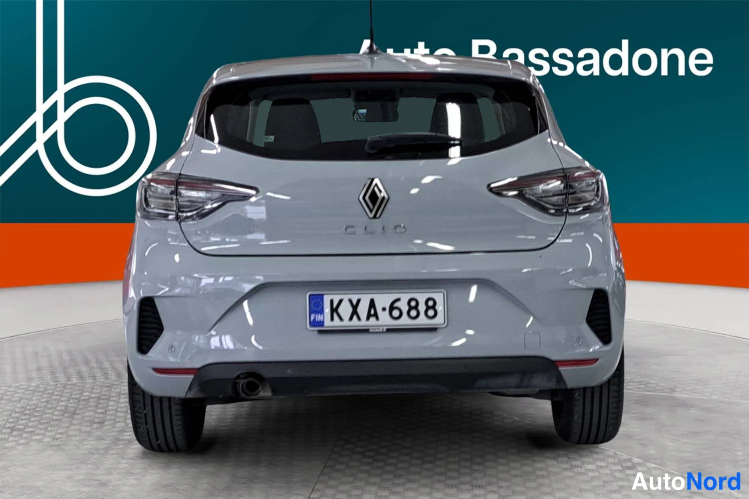 Harmaa Renault Clio 2025, takaa, kuva 9