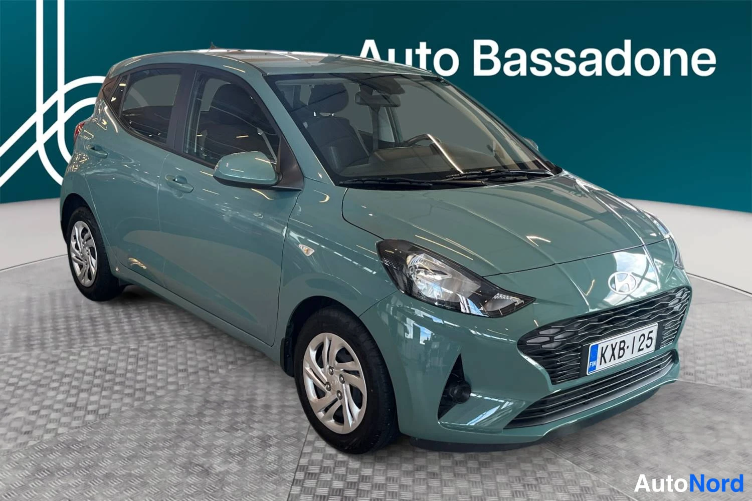 Vihreä Hyundai I10 2025, etuviisto, keula oikealle, kuva 2