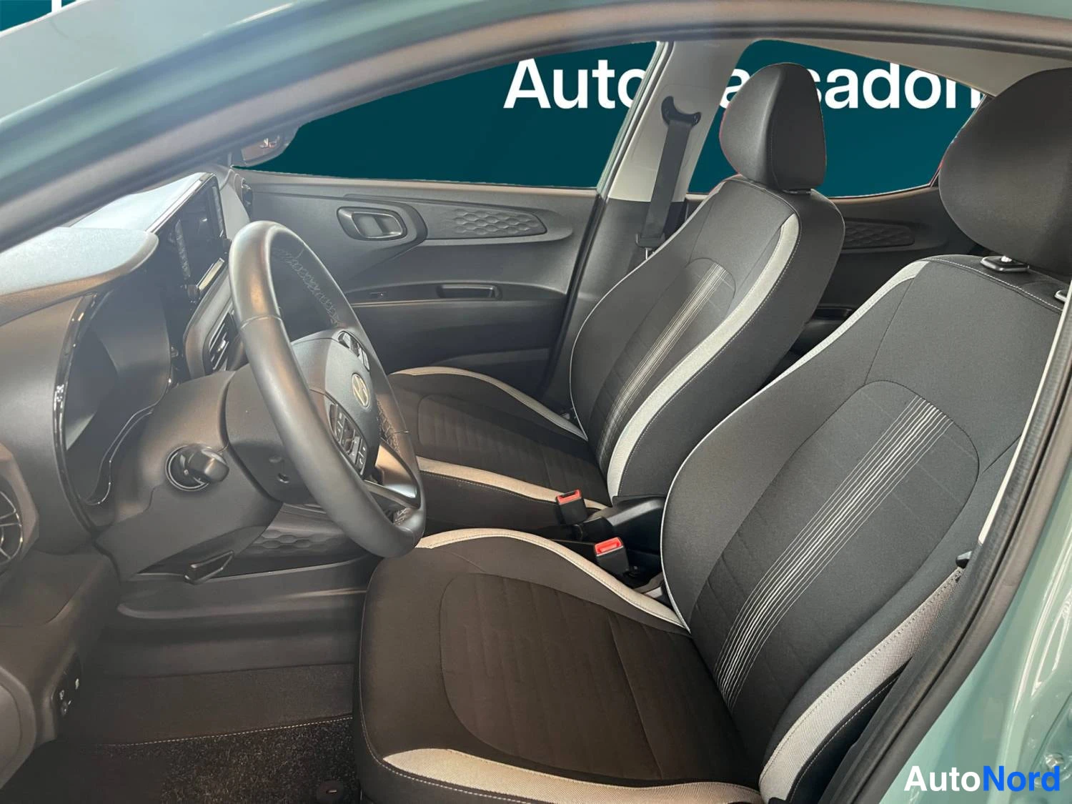 Vihreä Hyundai I10 2025, kuva 14