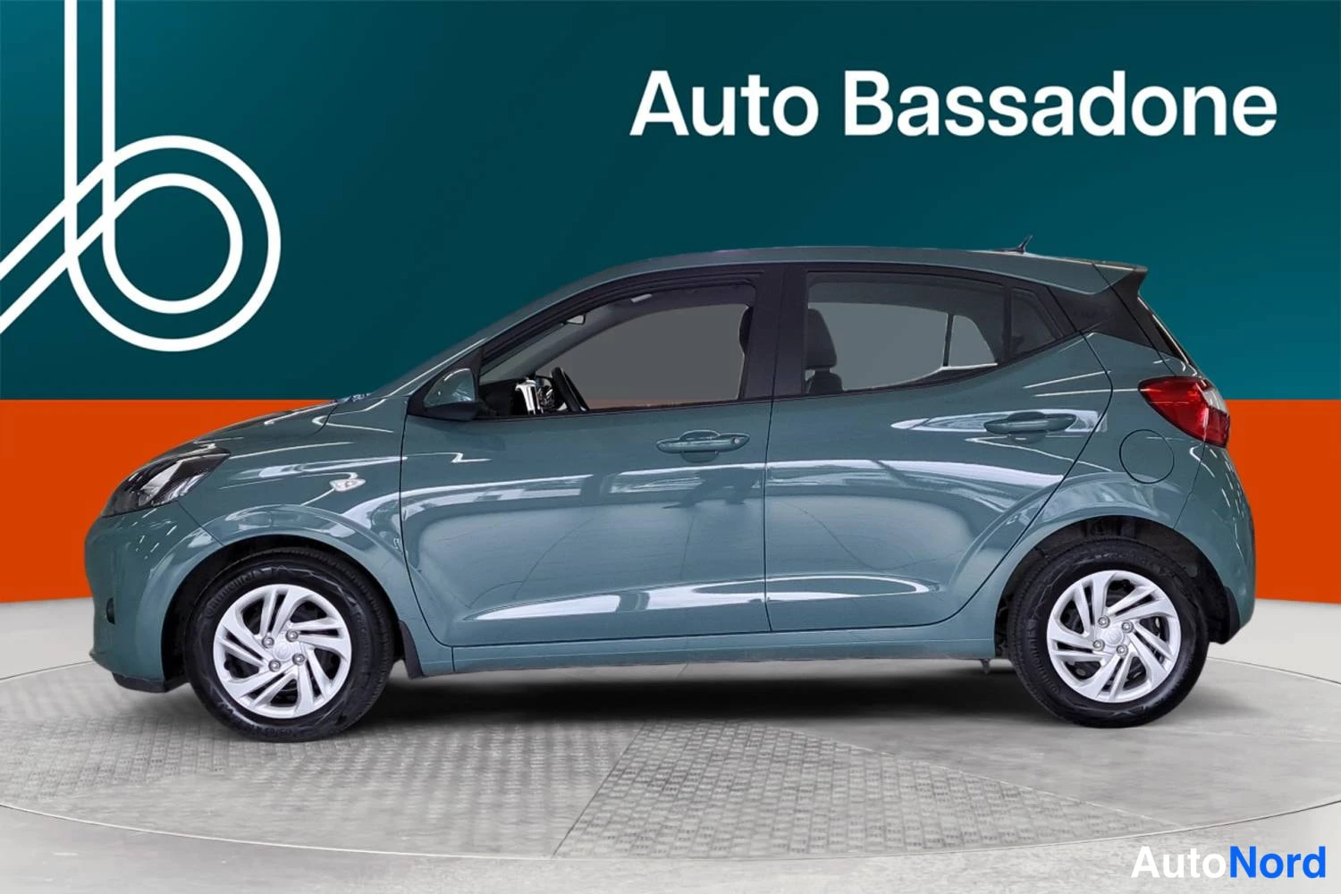 Harmaa Hyundai I10 2025, sivulta, kuva 6