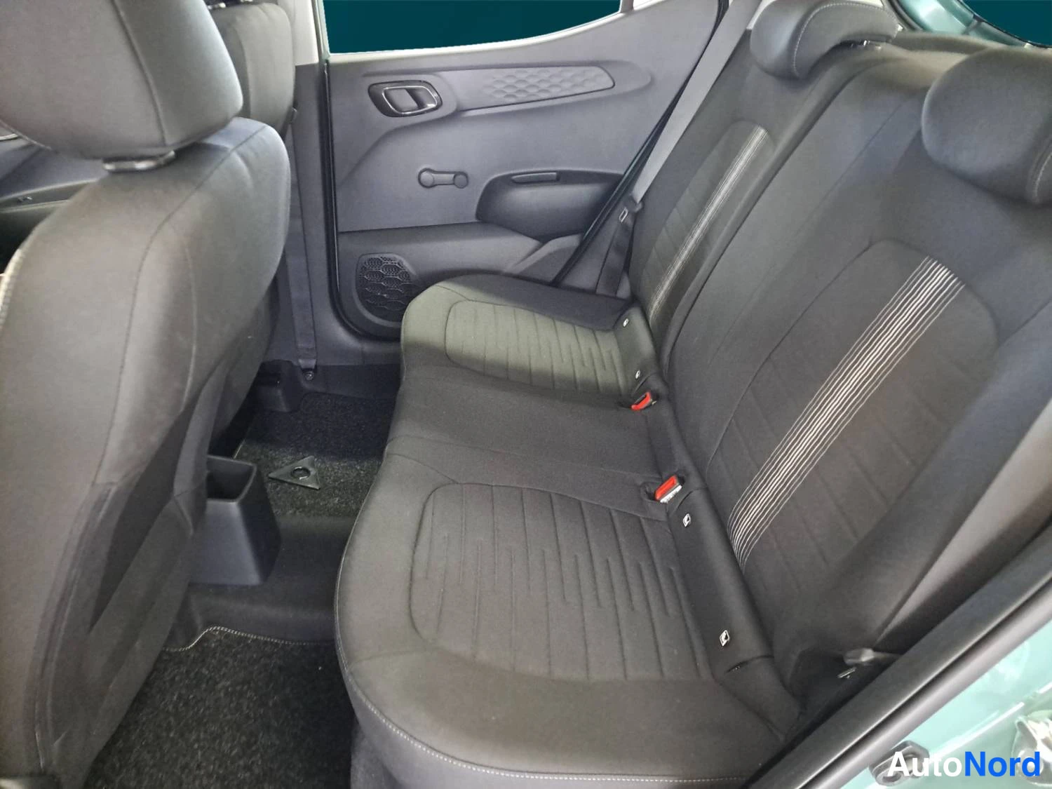 Harmaa Hyundai I10 2025, kuva 15