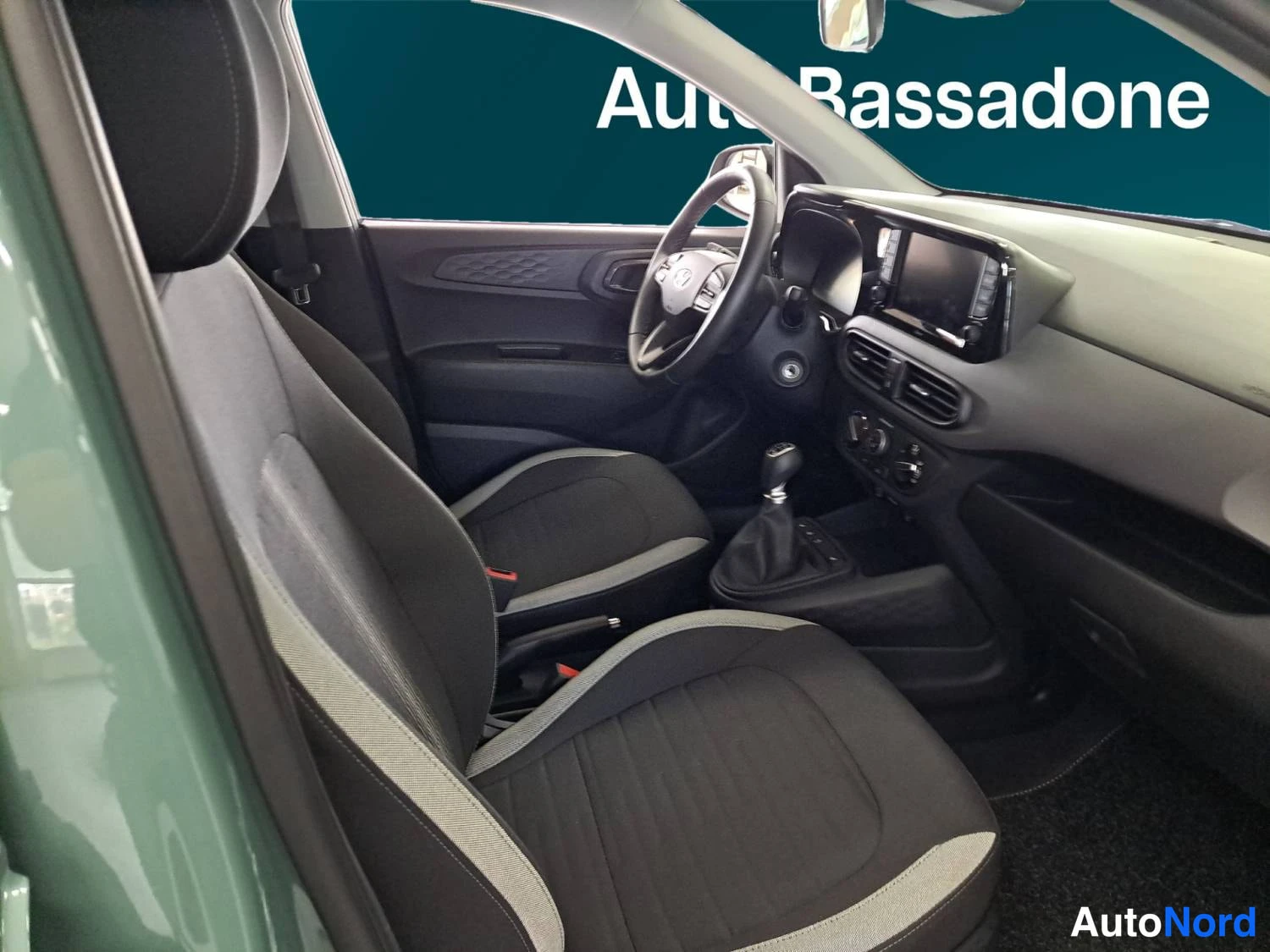 Harmaa Hyundai I10 2025, kuva 16