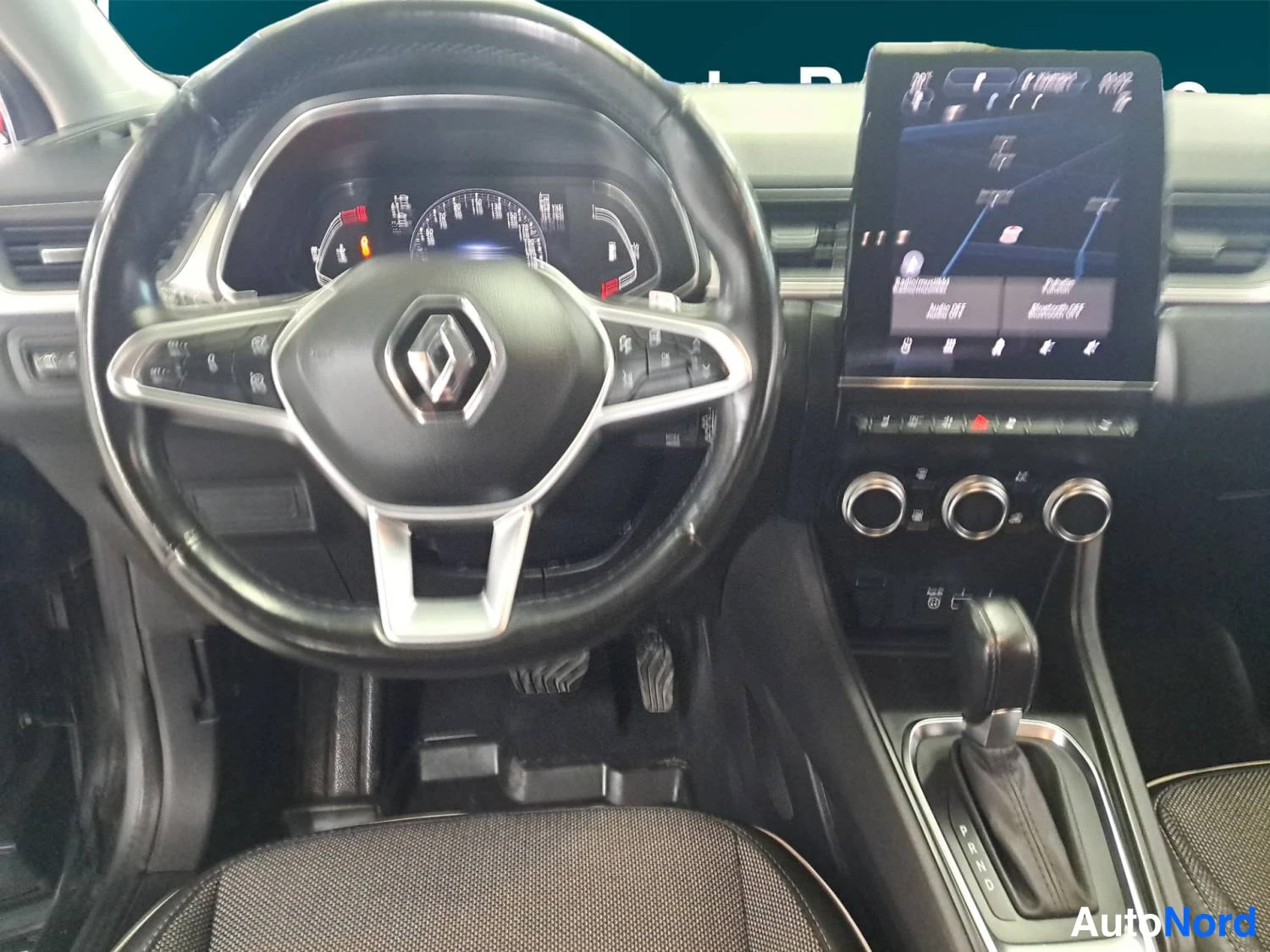 Musta Renault Captur 2022, kuva 18