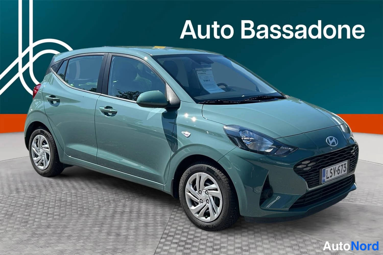 Vihreä Hyundai I10 2024, etuviisto, keula oikealle, kuva 2