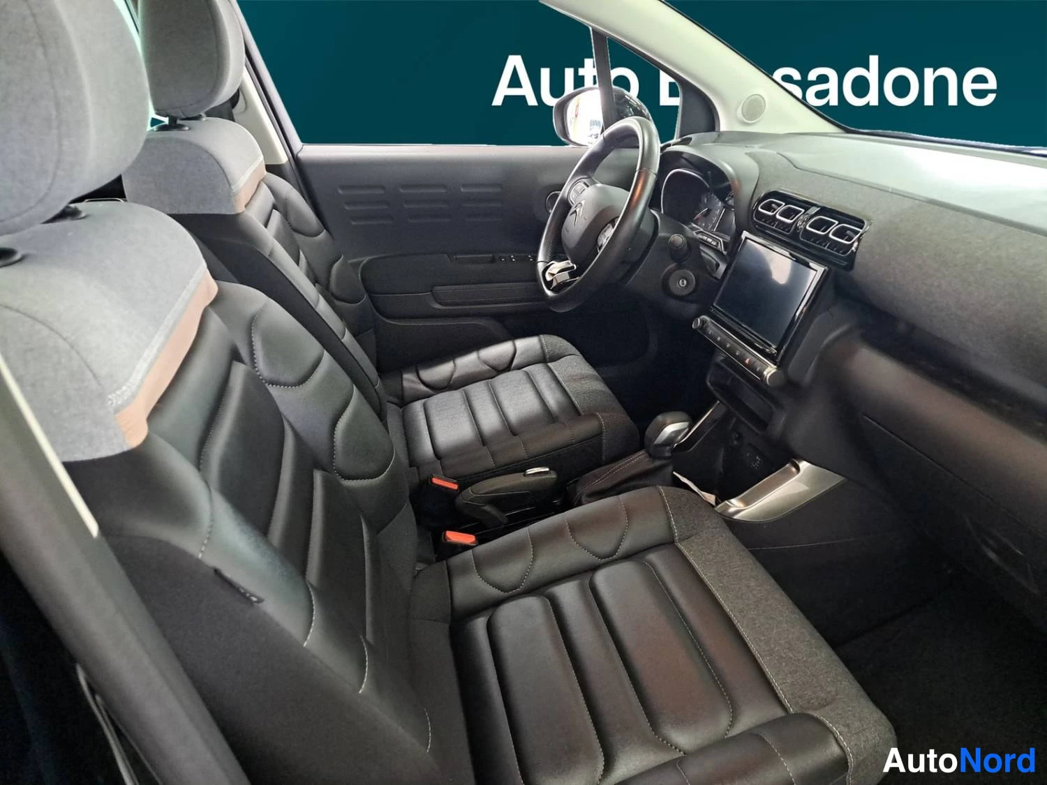 Musta Citroen C3 aircross 2022, kuva 15
