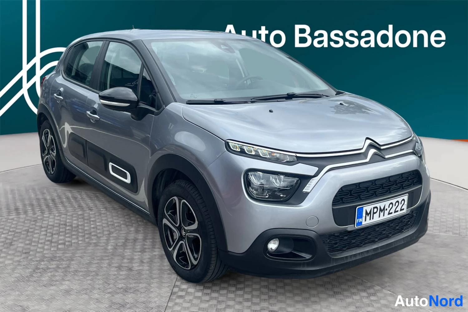 Hopea Citroen C3 2023, etuviisto, keula oikealle, kuva 2