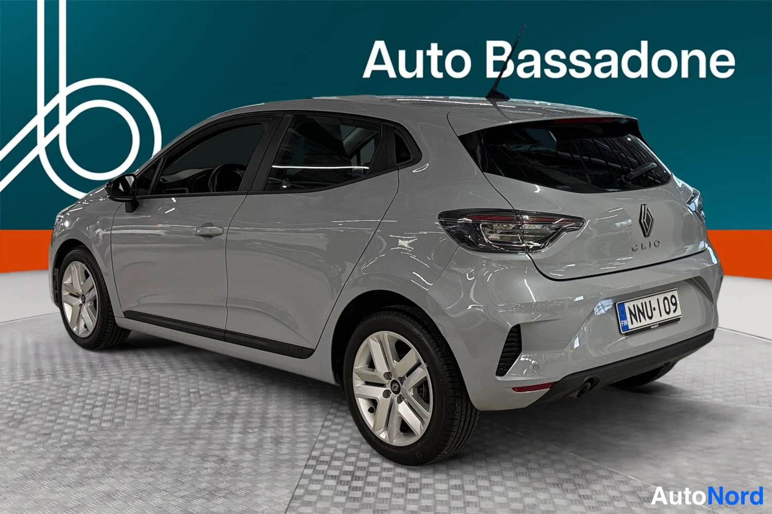 Hopea Renault Clio 2024, takaviisto, kuva 7