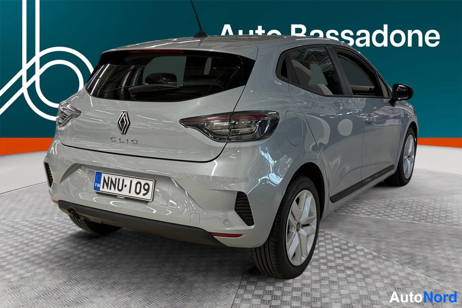 Hopea Renault Clio 2024, takaviisto, kuva 8