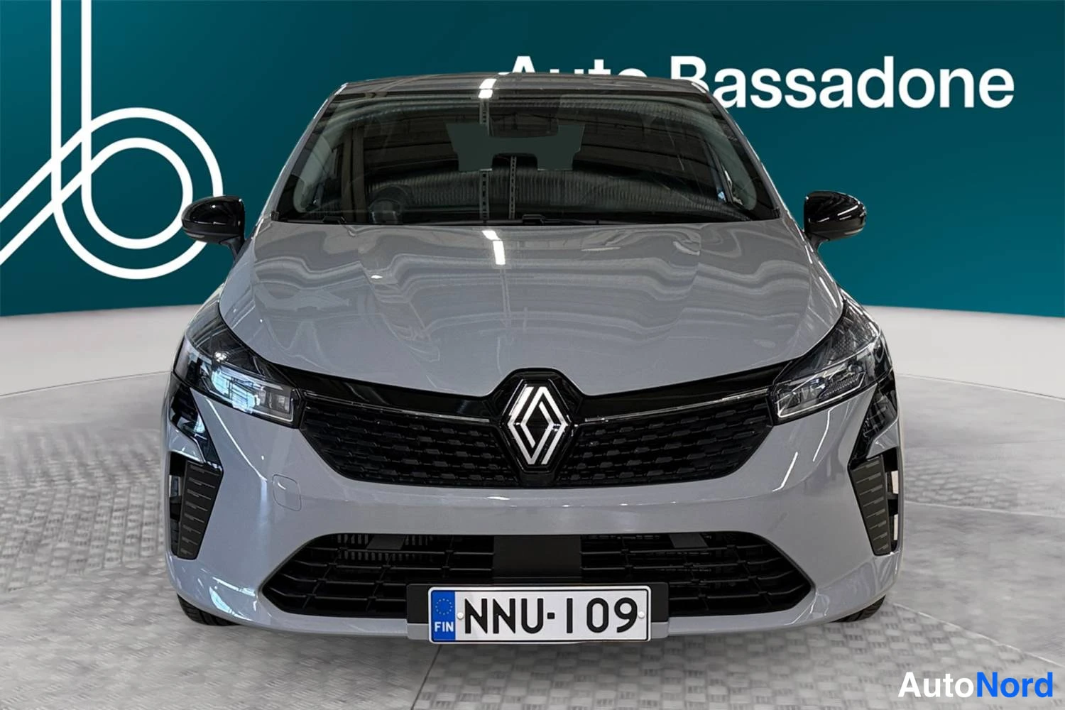 Hopea Renault Clio 2024, edestä, kuva 4