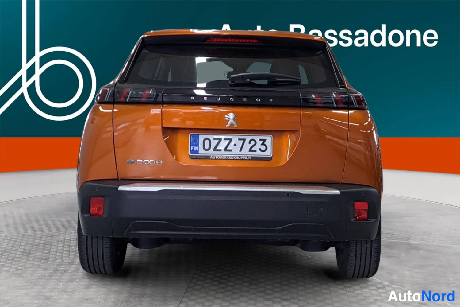 Oranssi Peugeot E-2008 2023, takaa, kuva 8