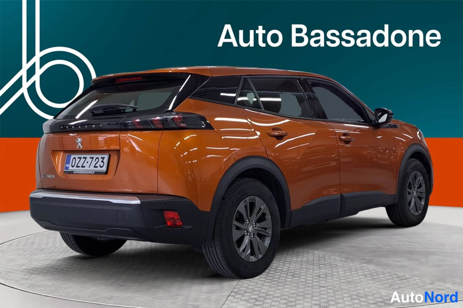Oranssi Peugeot E-2008 2023, takaviisto, kuva 7