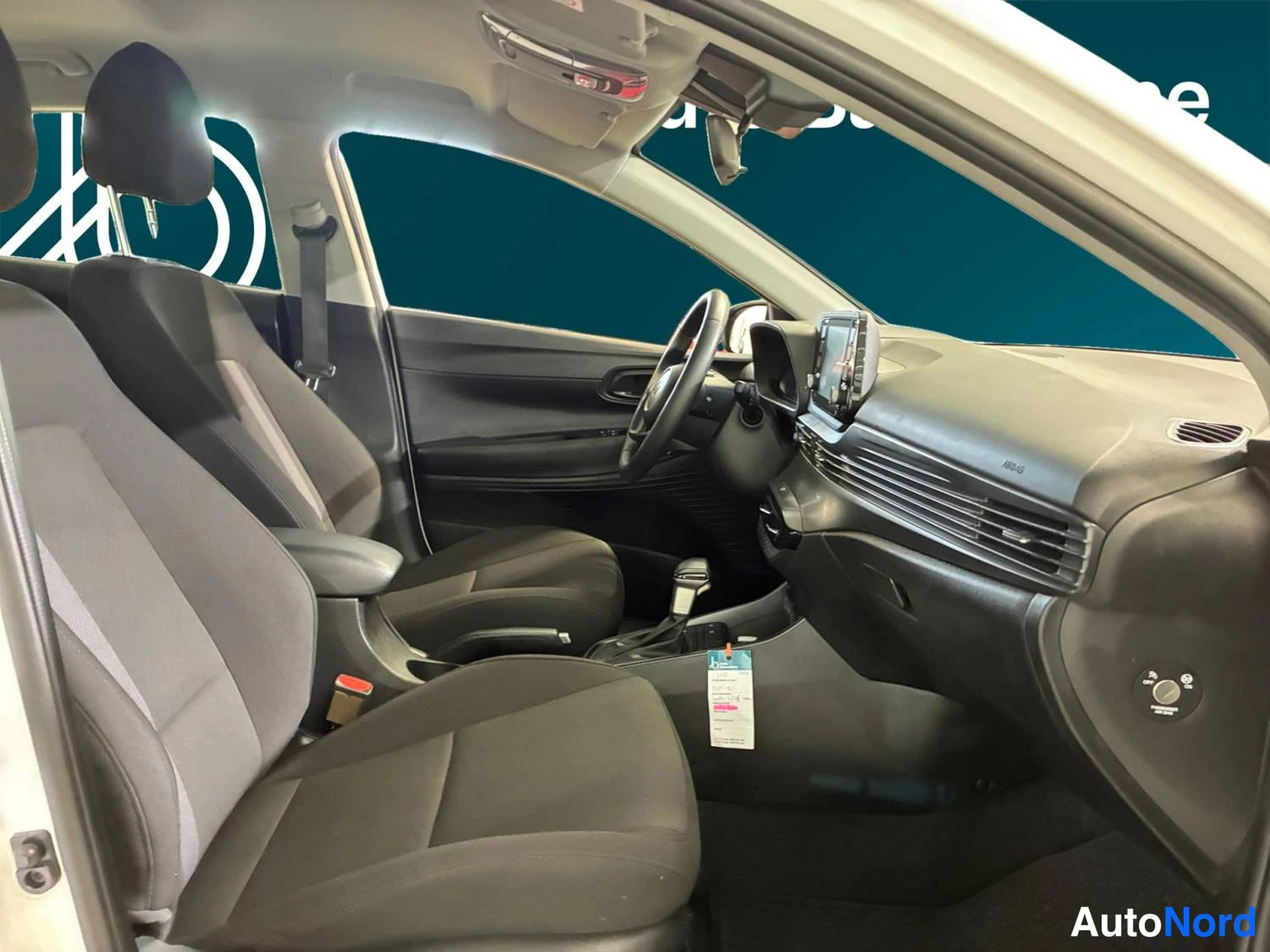 White Hyundai I20 2024, photo 15