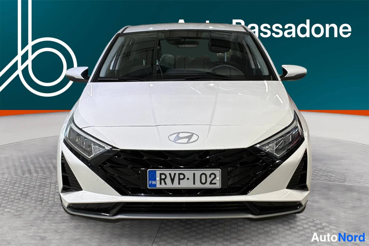 White Hyundai I20 2024, front, photo 5