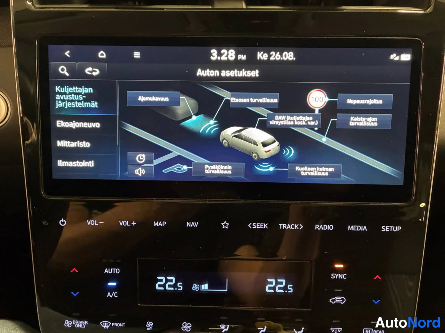 Punainen Hyundai Tucson 2024, kuva 24