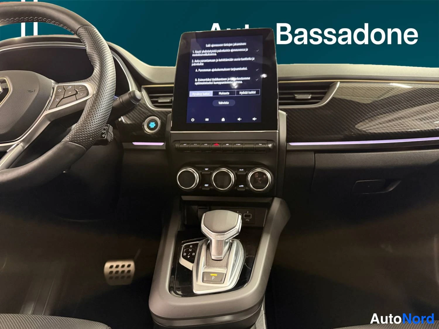 Sininen Renault Arkana E-Tech 2023, kuva 21