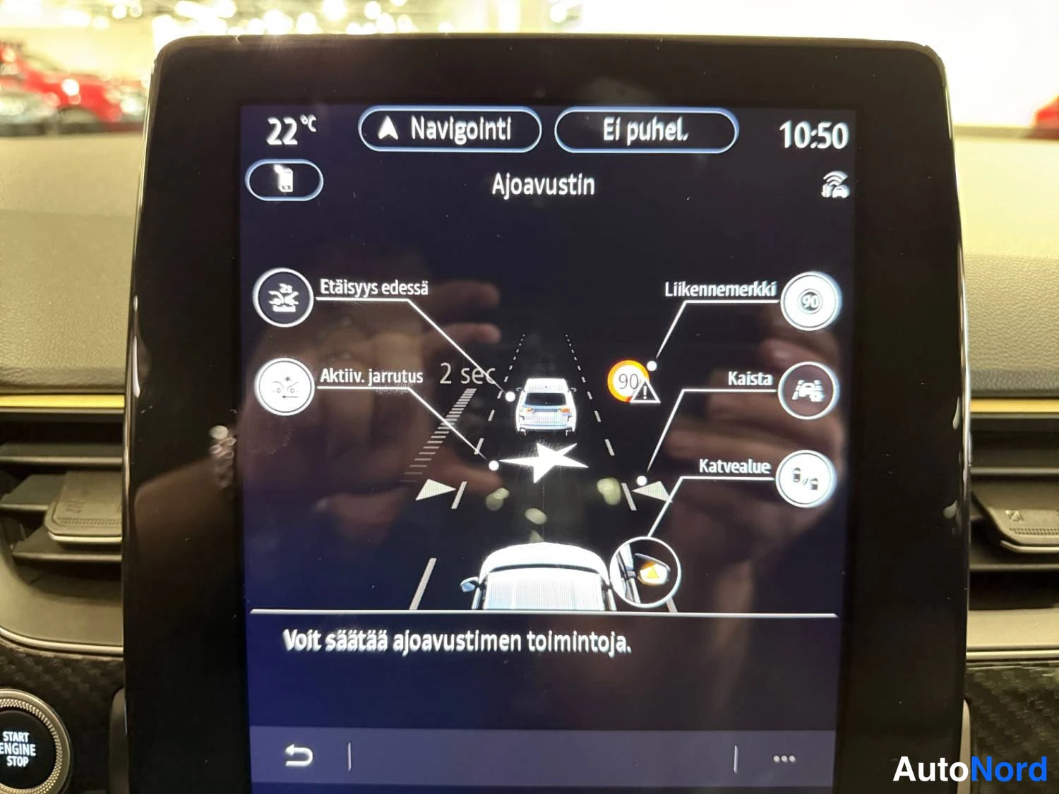 Sininen Renault Arkana E-Tech 2023, kuva 30