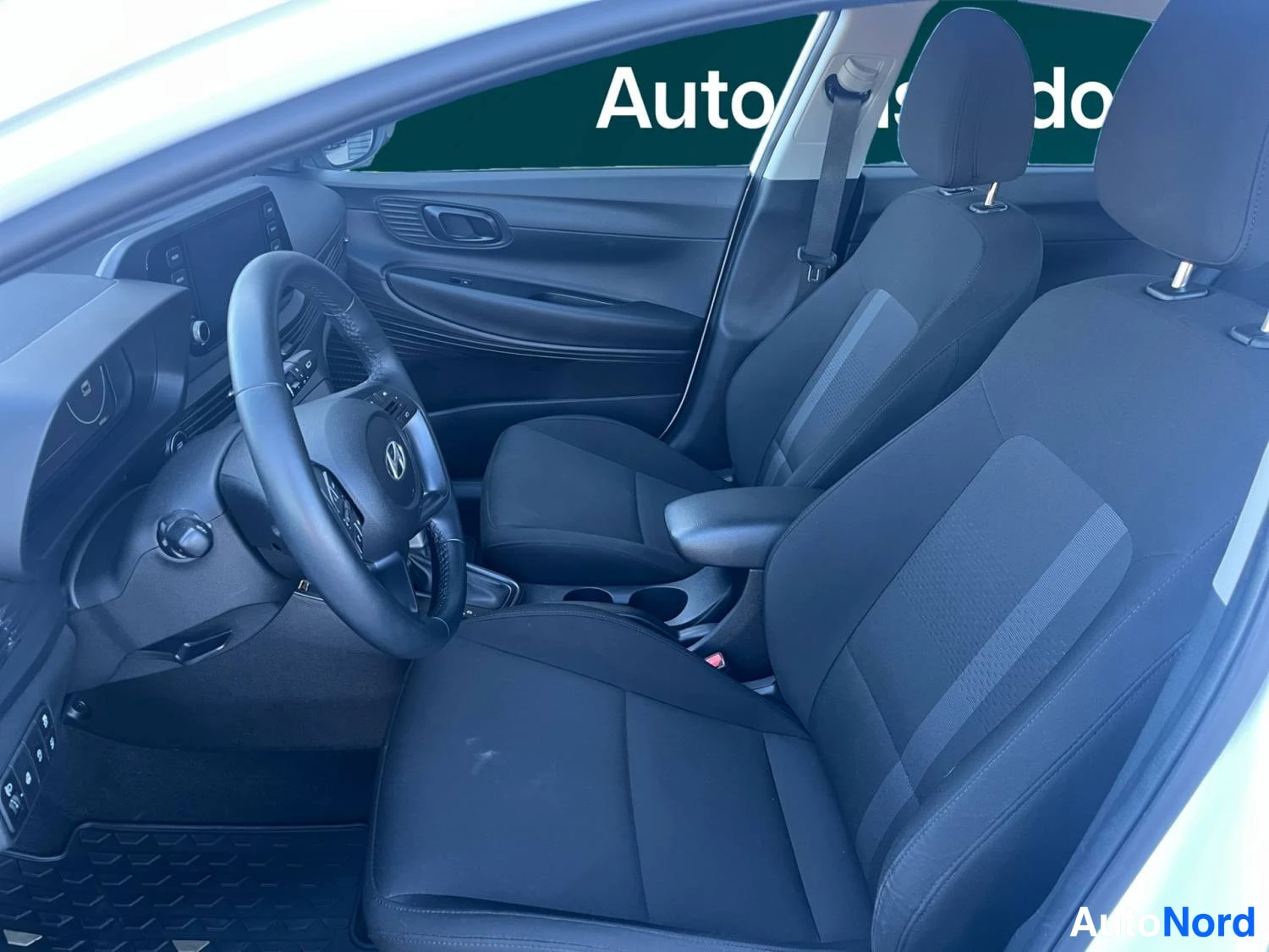 Valkoinen Hyundai I20 2024, kuva 14