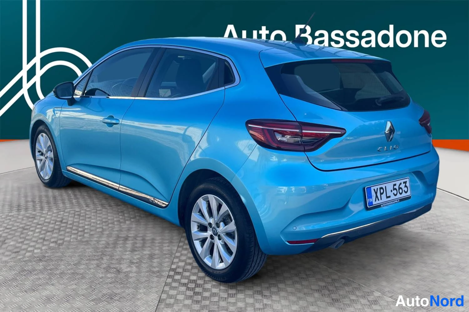 Sininen Renault Clio 2021, takaviisto, kuva 6