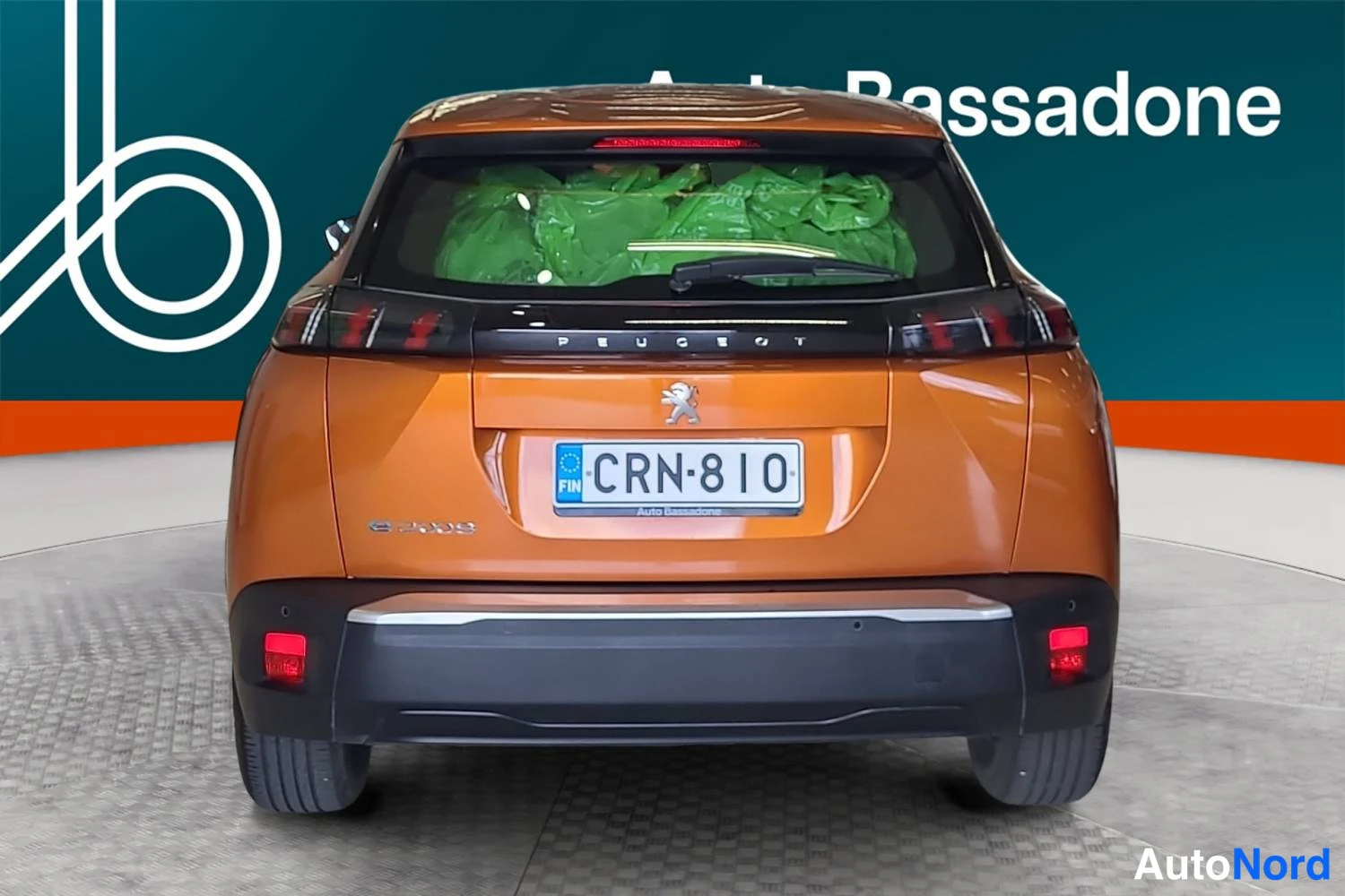Oranssi Peugeot E-2008 2023, takaa, kuva 9