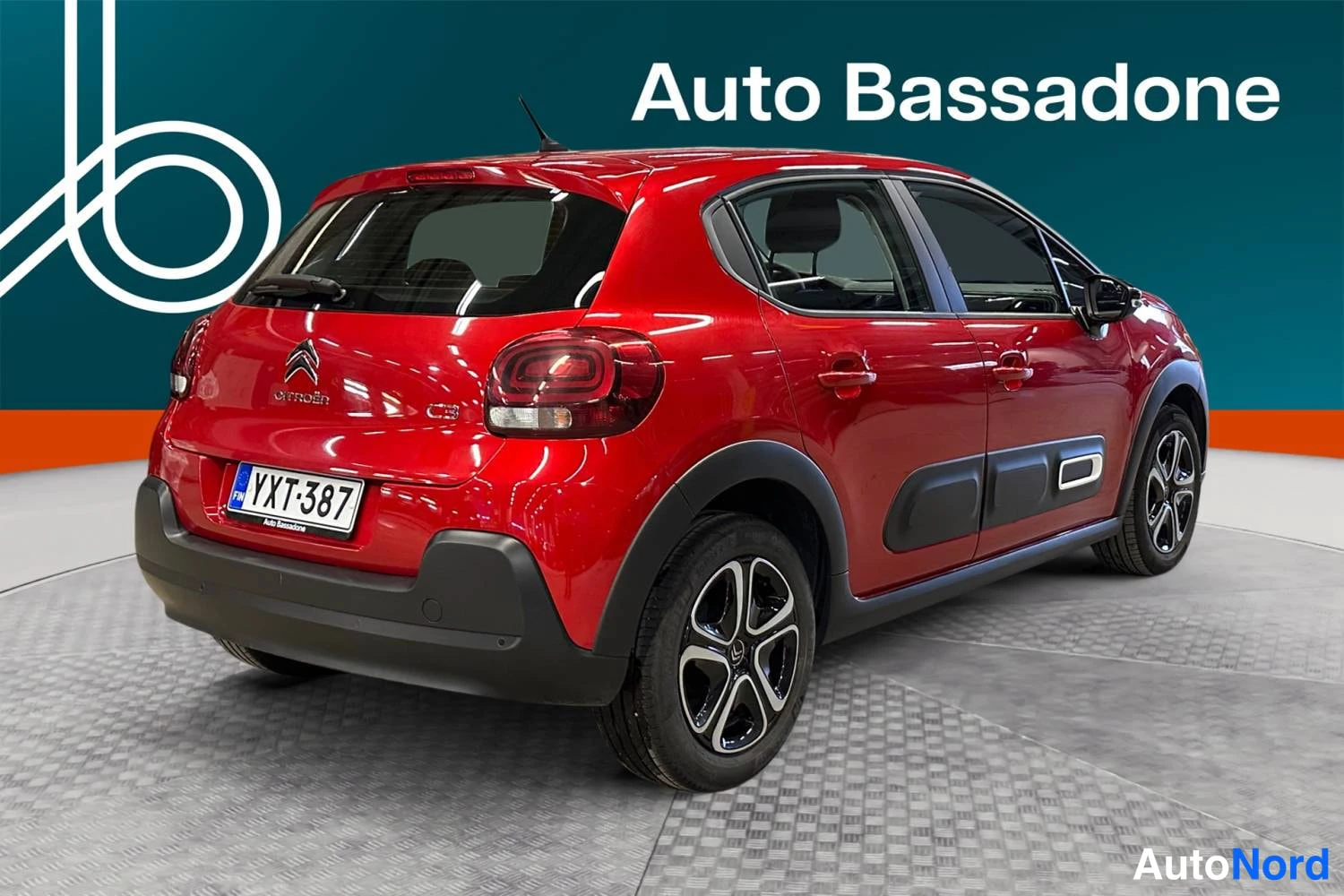 Punainen Citroen C3 2024, takaviisto, kuva 7