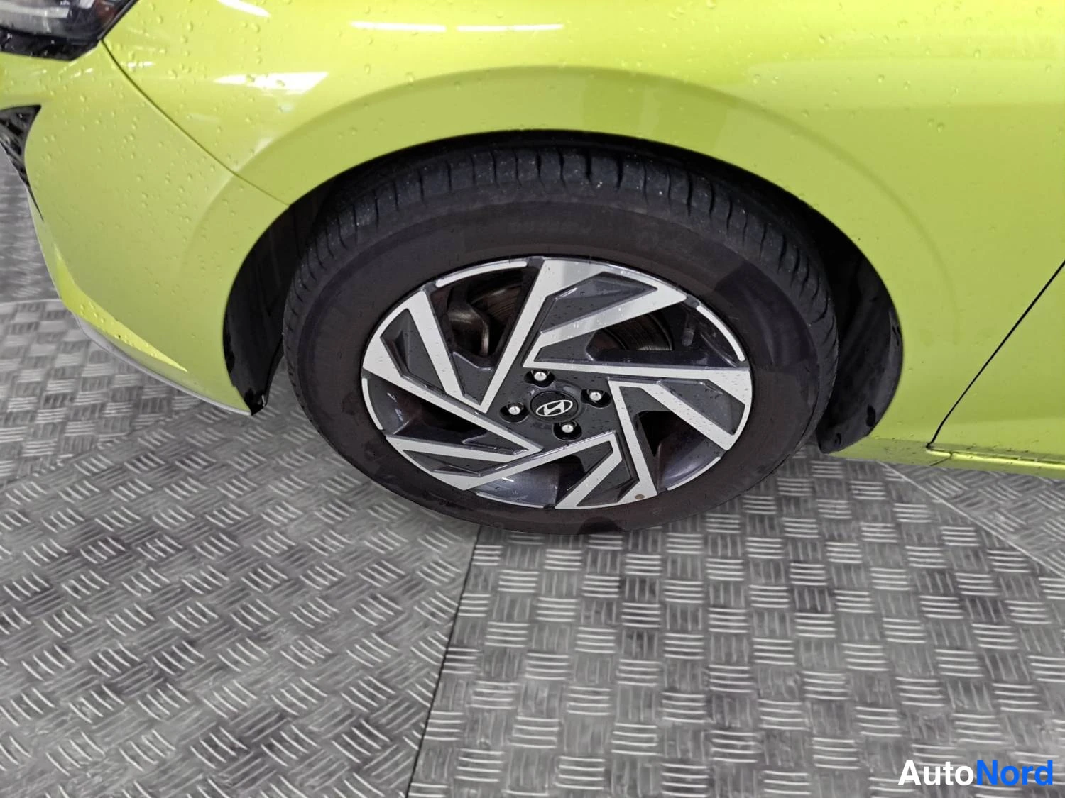 Vihreä Hyundai I20 2024, kuva 13