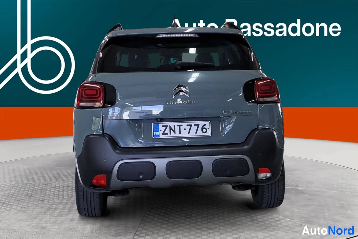 Harmaa Citroen C3 aircross 2021, takaa, kuva 8