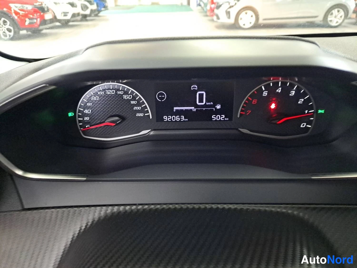 Hopea Peugeot 208 2022, kuva 18