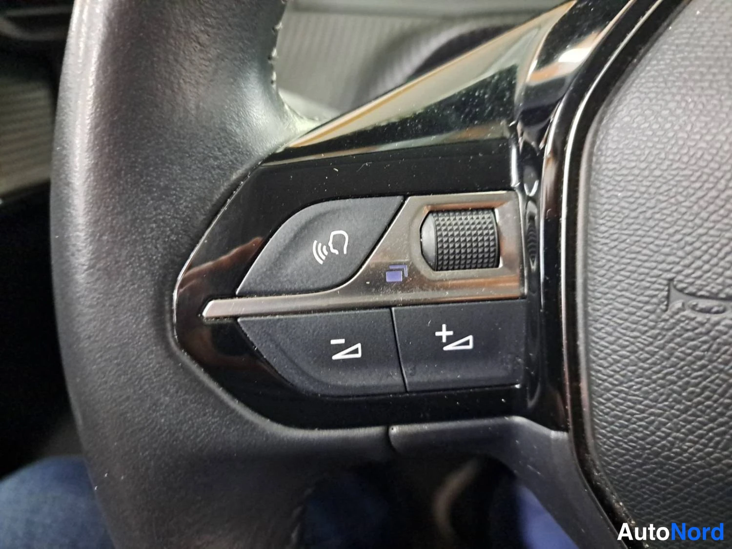 Hopea Peugeot 208 2022, kuva 20
