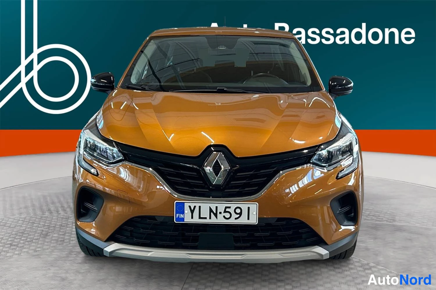 Oranssi Renault Captur E-TECH Plug-in hybrid 2022, edestä, kuva 3