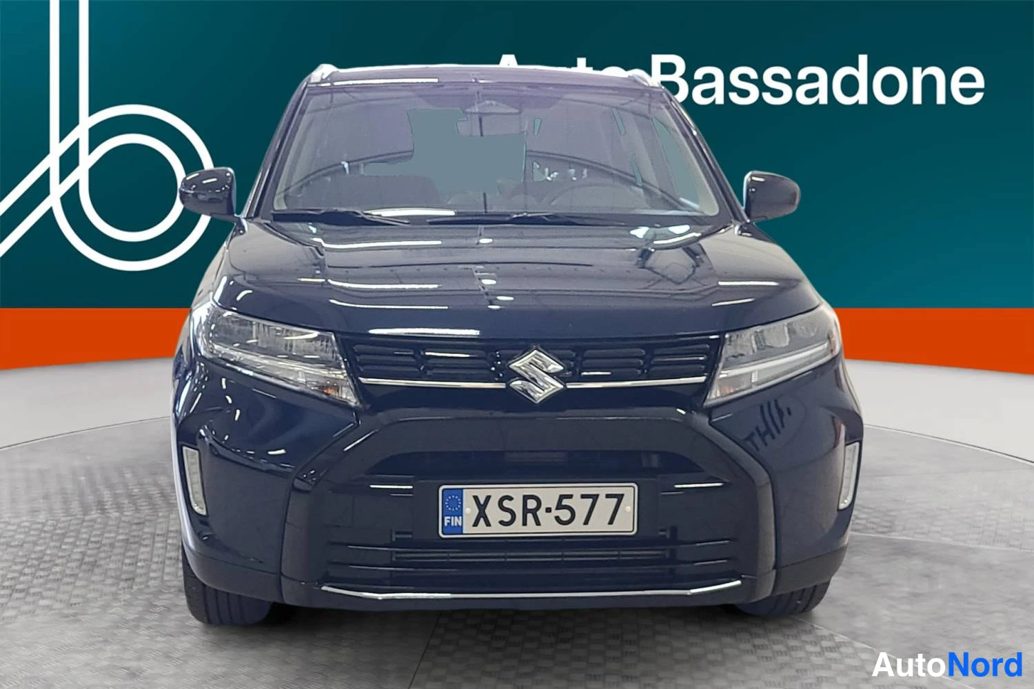 Sininen Suzuki Vitara 2025, edestä, kuva 3